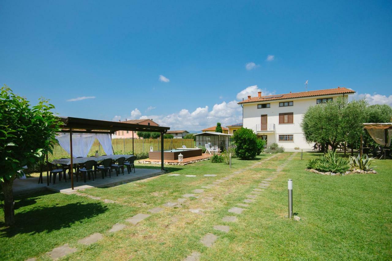 Dolce Sosta Hotel Lucca Bagian luar foto